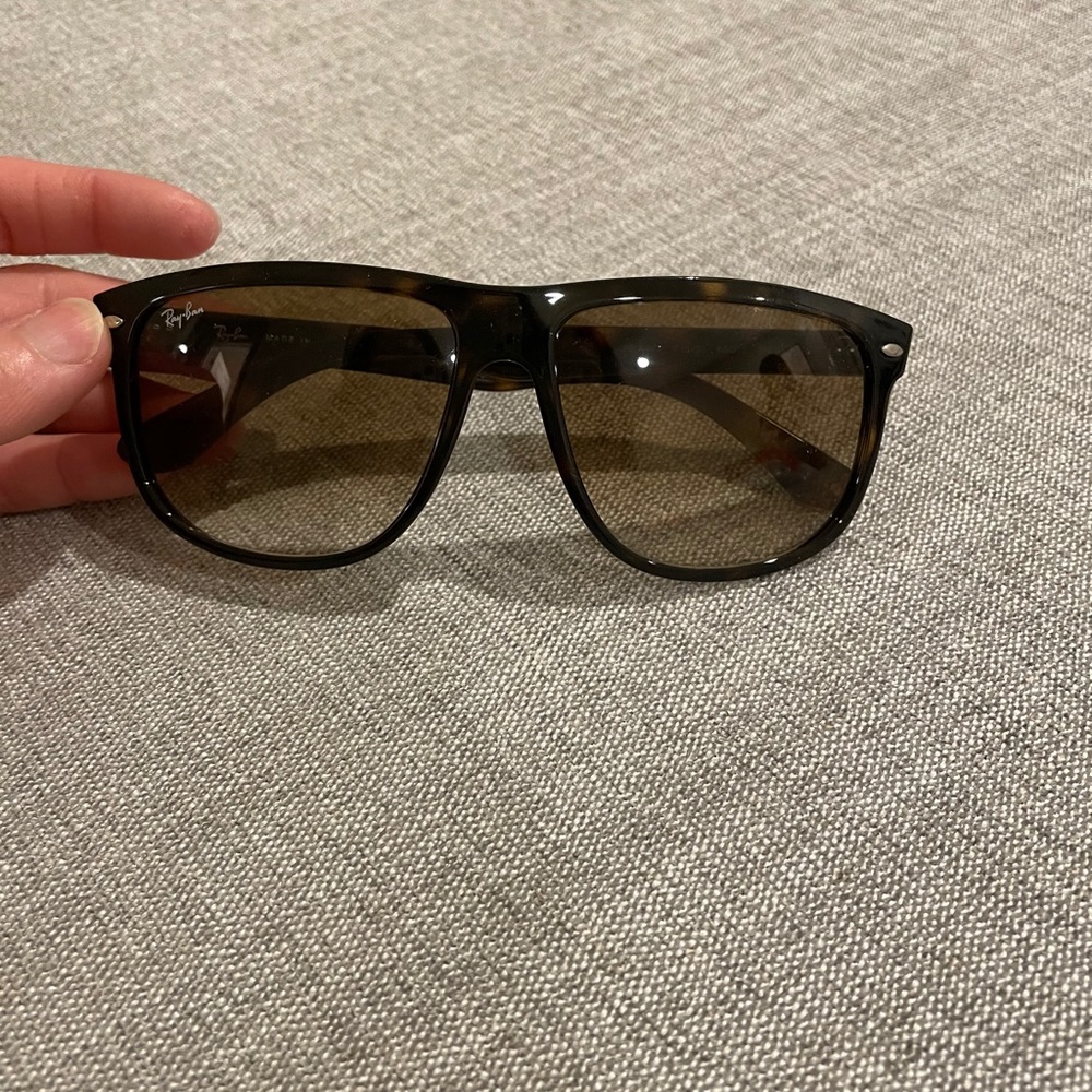 Ray ban brown tortoise frame sunglasses